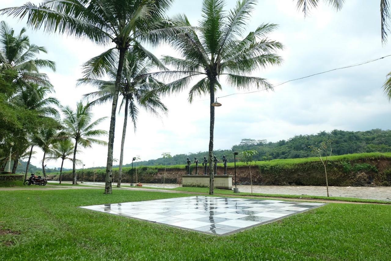 Puri Asri Hotel & Resort Magelang Dış mekan fotoğraf